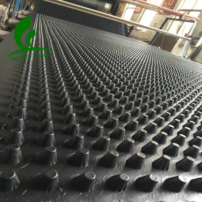 車庫種植排水板